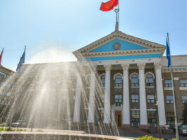 Мэрия Бишкека дала разъяснения по ситуации вокруг рынка Орто-Сай
