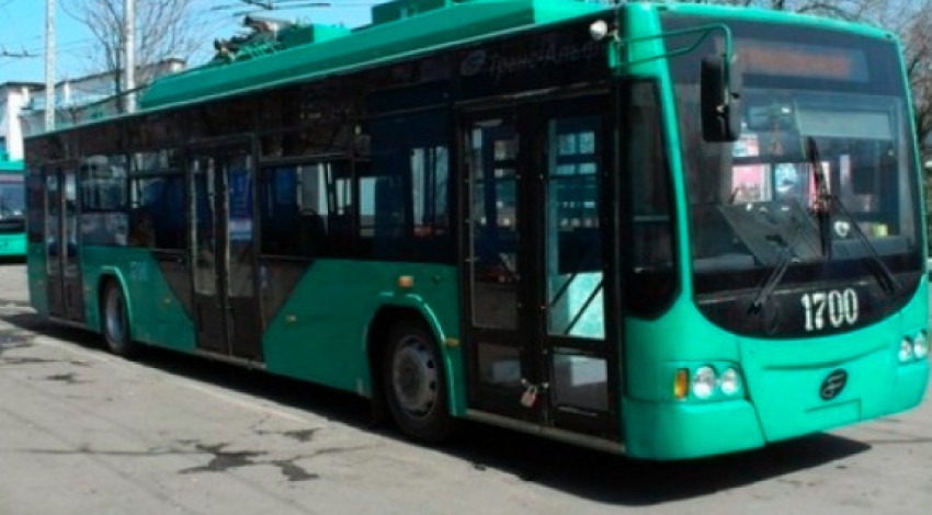Чиновники Бишкека по вторникам и четвергам будут ездить на общественном транспорте