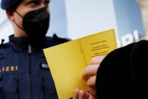 В Австрии вводят полный локдаун. Европа снова может уйти на карантин из-за коронавируса