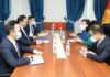 Глава МИД Кыргызстана рассказал послу Китая о проблемах с транспортировкой грузов из китайских портов, которые идут из Южной Кореи