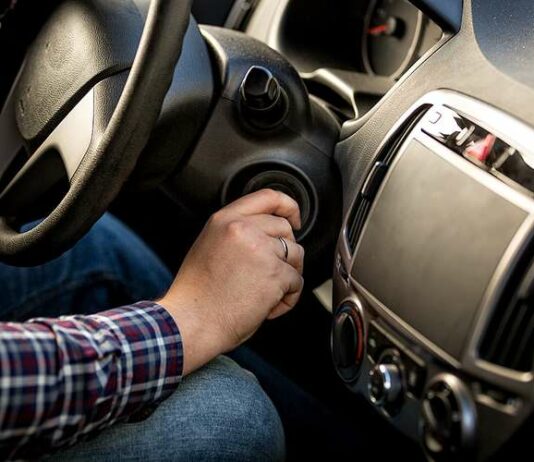 Россияне начали покупать автомобили через Казахстан
