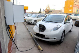 В Бишкеке открылась сеть зарядных станций для электрокаров