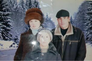 Семья из Ферганы ищет своего родственника, пропавшего во время беспорядков в Алматы