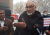 Возле редакции Kaktus.media снова проходит митинг