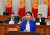 Омбудсмен просит депутатов Бишкекского горкенеша и антимонопольное ведомство сделать бесплатным проезд школьников в общественном транспорте