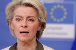 Глава Минобороны Германии раскритиковал слова фон дер Ляйен о войсках ЕС для Украины