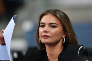 США ввели санкции против Алины Кабаевой