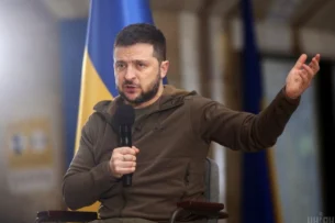 Зеленский назвал победой получение статуса кандидата в ЕС Украиной. Что дальше?