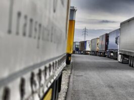 Казахстан запретил дальнобойщикам из России и Беларуси ввозить в страну товары из Евросоюза