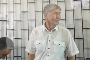 В Кыргызстане третий год пытаются посадить экс-президента — «Ритм Евразии» о деле Атамбаева