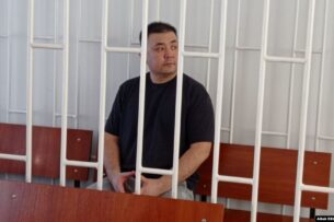 Срок содержания под стражей активиста Мелиса Аспекова продлен до конца января 2024 года