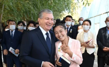 Новый вариант узбекской Конституции исключает суверенный статус Каракалпакстана