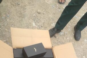 В Баткенской области задержана автомашина, в которой обнаружили незаконно завезенные 680 смартфонов