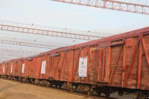 Свыше 11 тыс. вагонов застряли по пути из Казахстана в Узбекистан Свыше 11 тыс. вагонов застряли по пути из Казахстана в Узбекистан