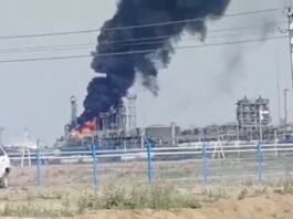 В Ростовской области произошел пожар на нефтеперерабатывающем заводе.  СМИ пишут об атаке беспилотника