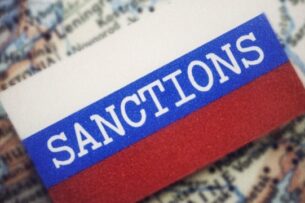 США ввели санкции против СВР и более 300 российских компаний и чиновников