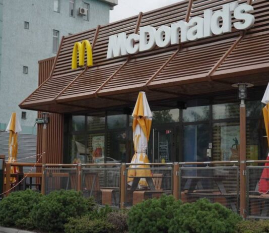 Как переименовали блюда в бывших, пока ещё безымянных ресторанах McDonald’s в Казахстане