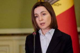 Президент Молдовы: против российской армии у нашей есть только мотыги
