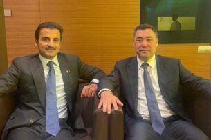 Президента Кыргызстана встретился с эмиром Катара