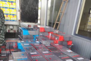 На границе с Казахстаном сотрудники ГКНБ Кыргызстана изъяли 211 тысяч пачек контрабандных сигарет