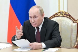 Песков заявил, что Путин готовится к участию в саммите ЕАЭС в Бишкеке