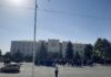 Садыр Жапаров встречается с жителями Узгенского района, граждане требуют ответов по Кемпирабадскому водохранилищу