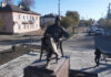 В Таласе установлен памятник поэту Байдылде Сарногоеву