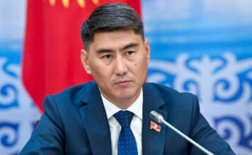 ЦИК Кыргызстана отменил регистрацию Чингиза Айдарбекова в качестве кандидата в депутаты