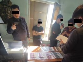 По факту вымогательства взятки задержан старший следователь ОВД Токмока