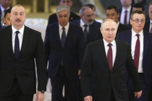 Путину с трудом удалось прервать скандальный спор Алиева и Пашиняна — СМИ