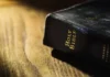 В начальных школах штата Юты Библия запрещена из-за «пошлости и насилия»