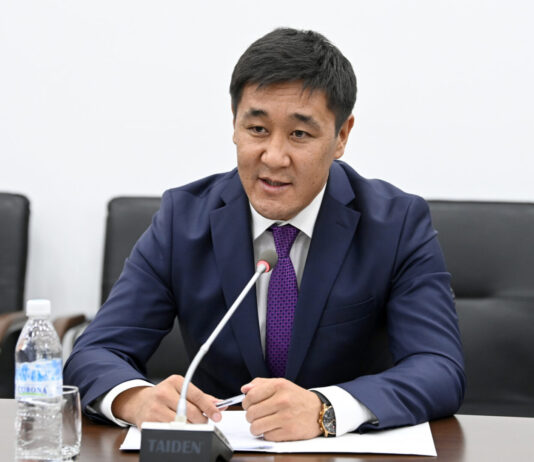 Дайырбек Орунбеков заявил, что «ЭлКат» принадлежал Максиму Бакиеву и его окружению