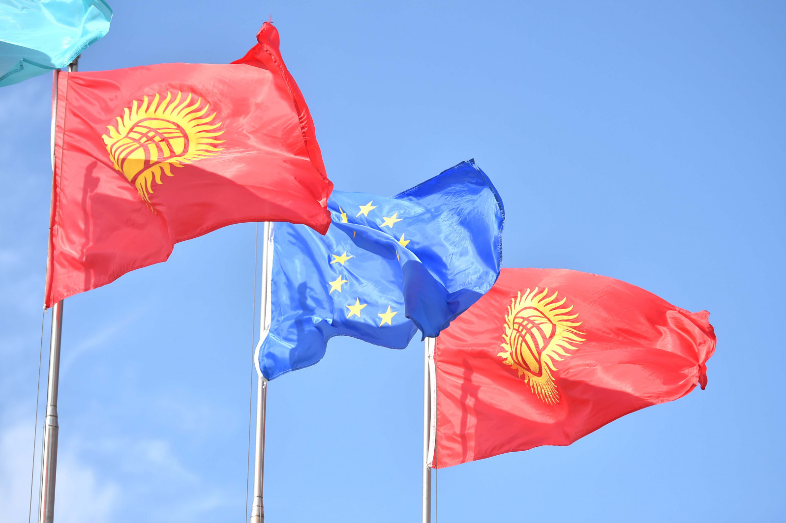 Представительство Евросоюза и посольства Канады, Великобритании, США заявили о негативных последствиях «закона об иностранных представителях» в Кыргызстане