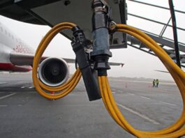 Казахстан начал закупать авиационный керосин в Китае