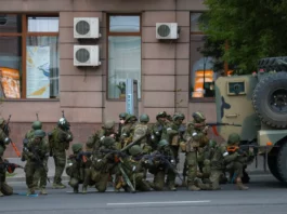 ЧВК «Вагнер» захватила в Ростове штаб Южного военного округа: СМИ о бунте Пригожина против Минобороны РФ