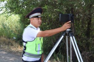 За неделю в Кыргызстане 1270 автомобилей водворены на штрафстоянку за нарушения ПДД
