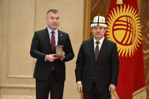 «Азаттык»: Компания, которая строит новый Белый дом, связана с главой Управделами президента Туманбаевым