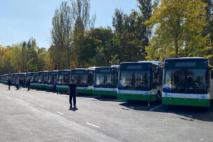 Еще 58 новых автобусов прибыли в Бишкек Еще 58 новых автобусов прибыли в Бишкек