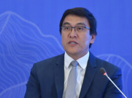 Эдиль Байсалов назначен послом Кыргызстана в США