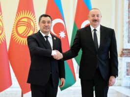 Садыр Жапаров вылетел с государственным визитом в Азербайджан