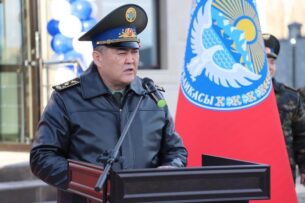 Камчыбек Ташиев прокомментировал заявление спикера Жогорку Кенеша о других языках