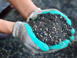 Введен временный запрет на вывоз минеральных удобрений из Кыргызстана за пределы таможенной территории ЕАЭС