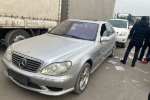 В Кыргызстане легализация авто с иностранными госномерами завершится 1 октября 2025 года