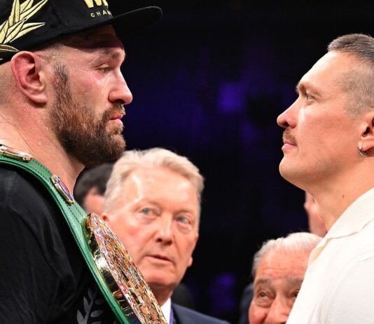 Усик ответил, готов ли провести трилогию с Фьюри