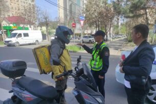 ГУОБДД: В Кыргызстане проходит масштабный рейд на водителей мопедов и мотоциклов