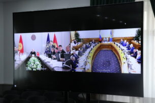 Счетные палаты Кыргызстана и России вывили ряд финансовых нарушений в КРСУ