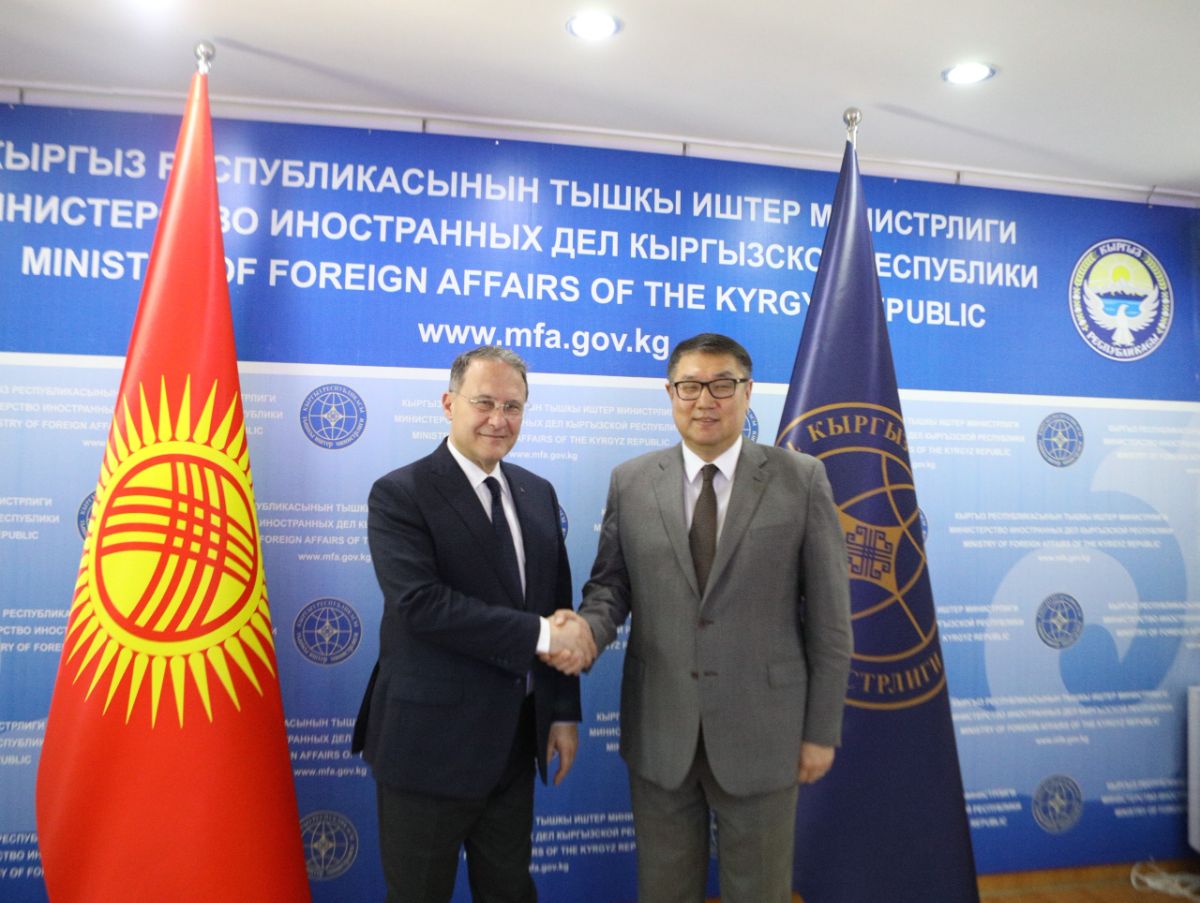 В Бишкеке состоялись очередные кыргызско-итальянские межмидовские консультации