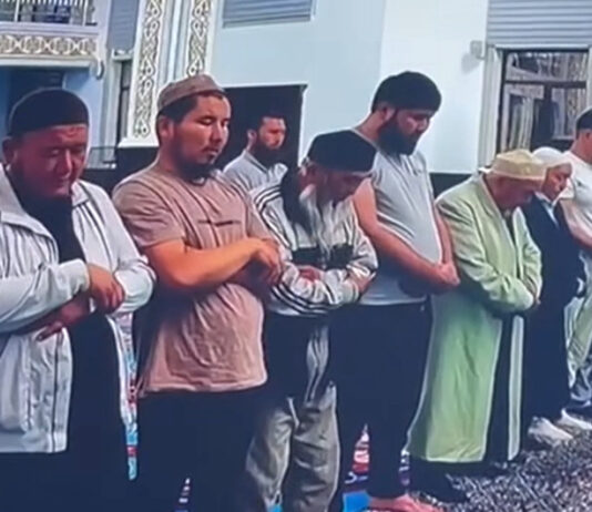 В мечети Шымкента произошел конфликт во время намаза