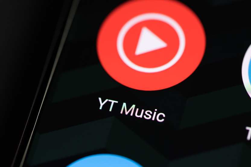 В YouTube Music для Android добавлена функция поиска песен с помощью напевания и музыки