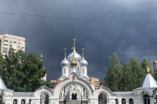 В Новосибирске подростка из Кыргызстана отправили в СИЗО за нападение на охранника храма